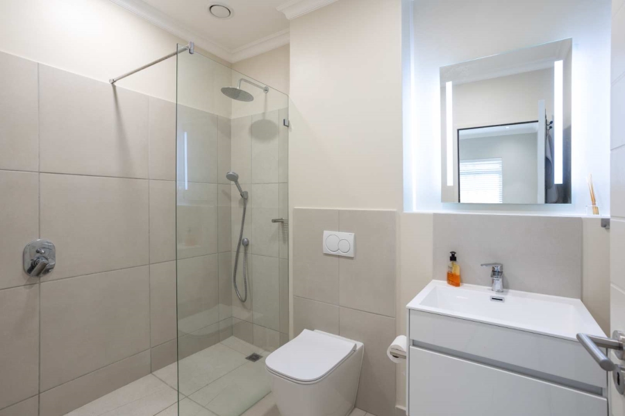 To Let 2 Bedroom Property for Rent in Val De Vie Estate Western Cape